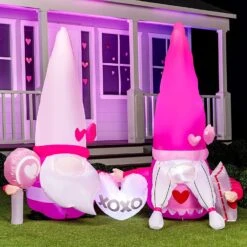 6FT Tall Inflatable Valentines Day Couple LED Lighted Decoration
