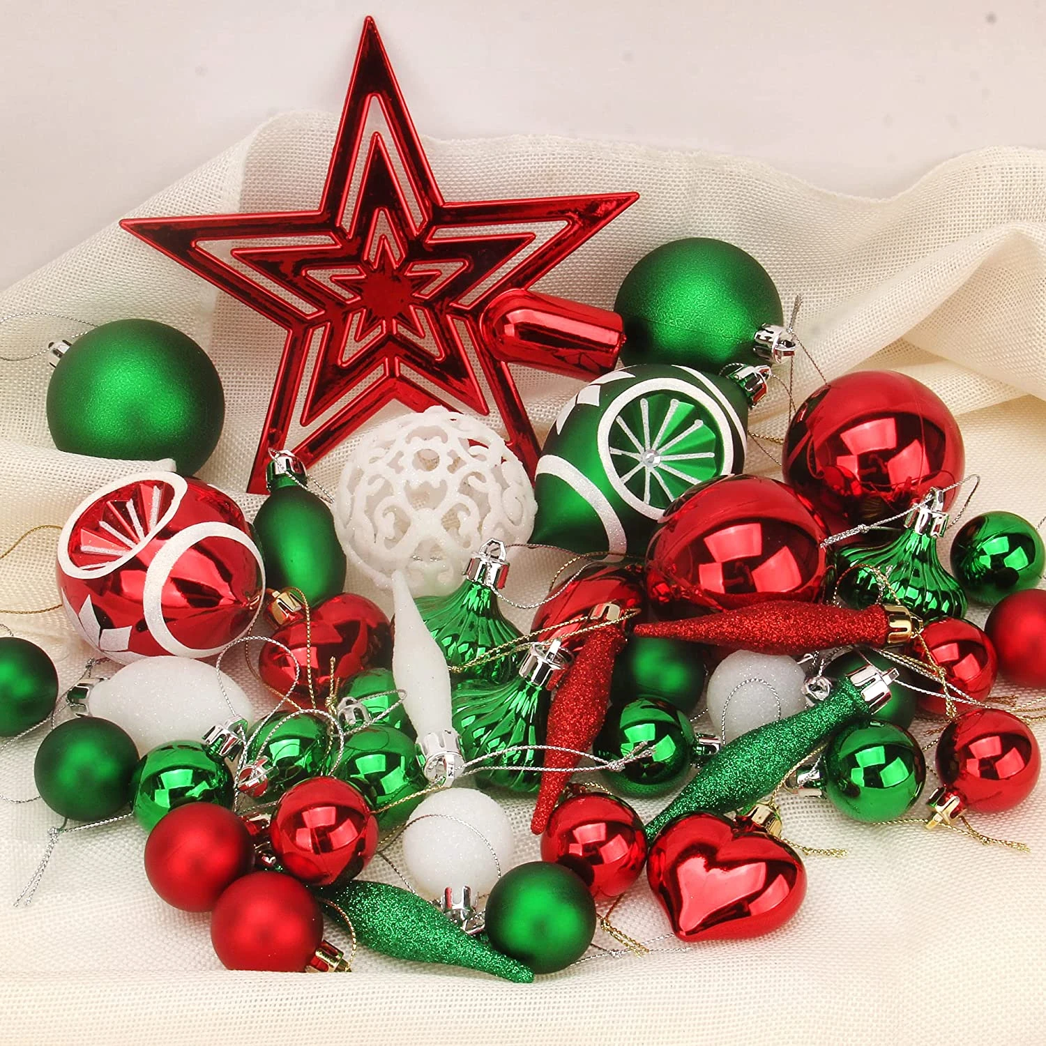 70 Pcs Christmas Ornaments With Heart Red, Green, & White 7 70 Pcs Christmas Ornaments With Heart Red, Green, & White - Image 5