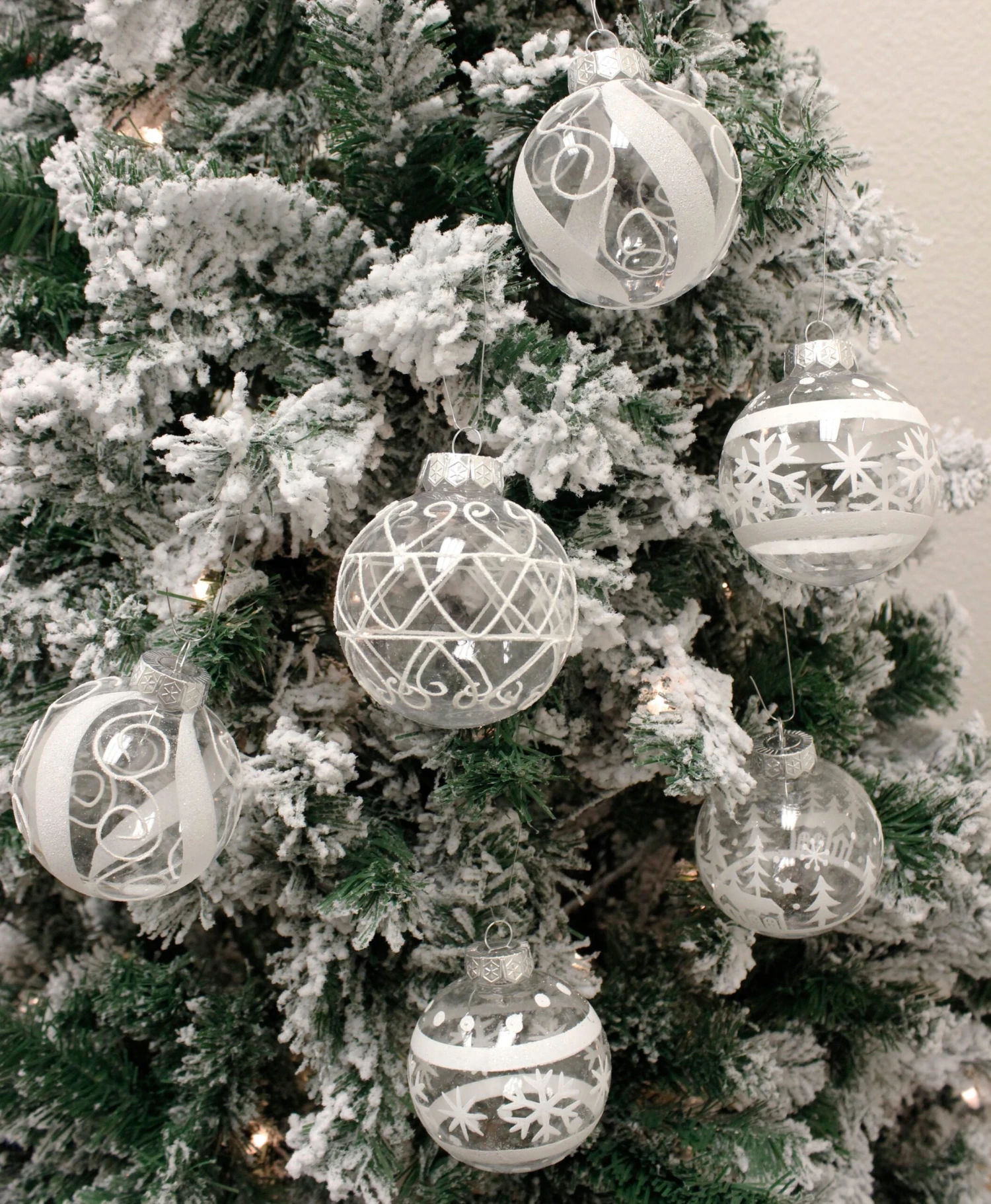 12 Pcs Christmas Ball Ornaments, White And Clear 5 12 Pcs Christmas Ball Ornaments, White And Clear - Image 3
